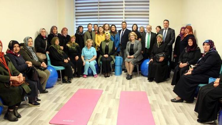 Kırklareli Devlet Hastanesinde olan menopoz okulu açıldı