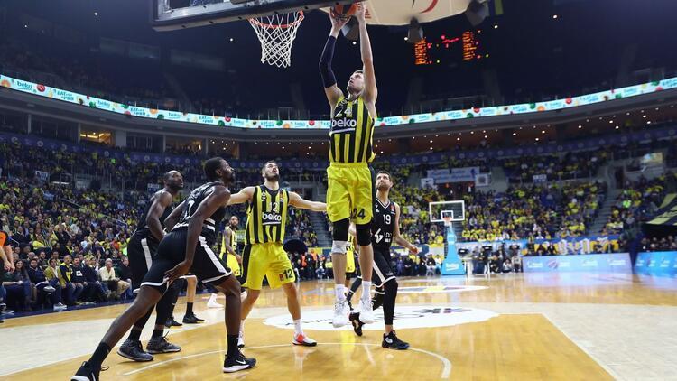 Barcelonanın gözü Fenerbahçe maçında