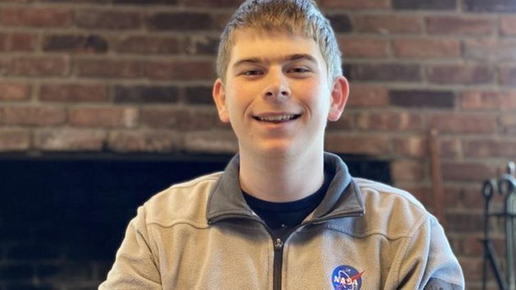 17 yaşındaki lise öğrencisi, NASAdaki stajının üçüncü gününde gezegen keşfetti