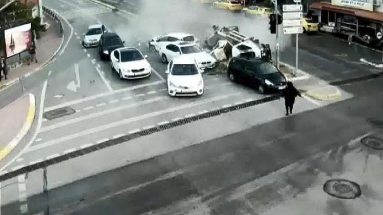 Bursadaki feci kaza güvenlik kamerasında