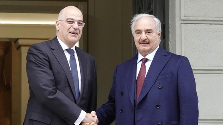 Hafter, Yunanistan Dışişleri Bakanı Dendias ile görüştü