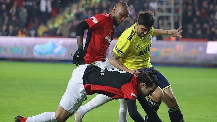 Gaziantep-Fenerbahçe maçında rekor Top 42 dakika oyunda kaldı