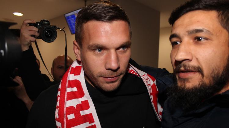 Son Dakika | Antalyaspordan Podolskiden eski takımına duygusal veda