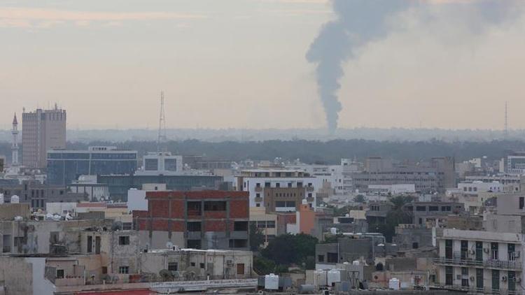 Libyada Hafter milisleri başkent Trablus çevresinde ateşkesi ihlal ediyor