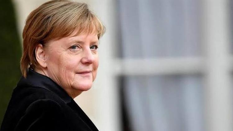 Almanya Başbakanı Angela Merkel İstanbula geldi