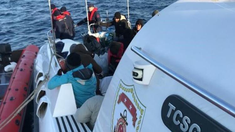 Enez açıklarında 35 kaçak göçmen yakalandı