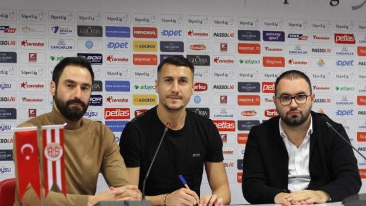 Antalyasporda Jahovic imzaladı