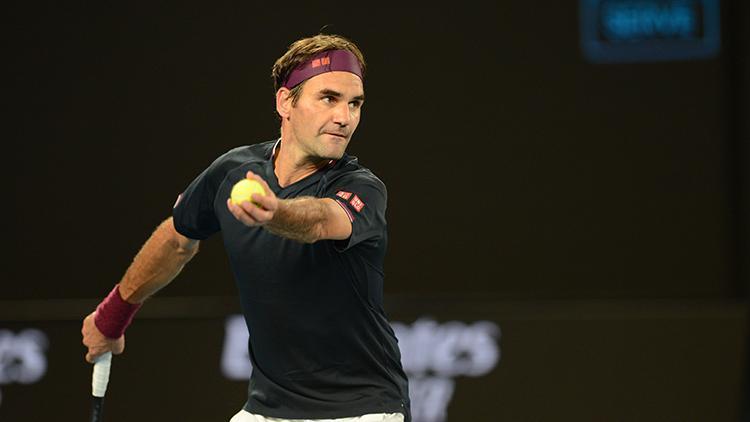 Avustralya Açıkta Tsitsipas elendi, Roger Federer sürprize izin vermedi