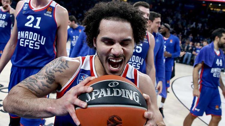 Shane Larkin rekor kırdı