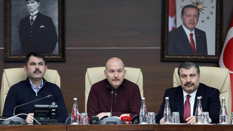 Son dakika haberleri: Bakan Soylu, Kurum ve Koca Elazığdaki depremle ilgili son dakika bilgilerini paylaştı