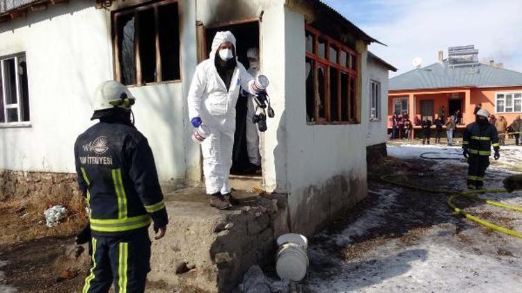 Vanda evde yangın: Havanur ve Hiranur yaşamını yitirdi