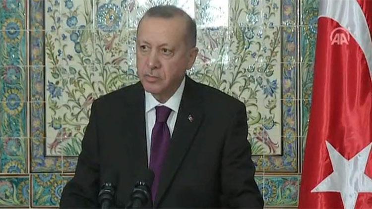 Son dakika... Cumhurbaşkanı Erdoğandan Cezayirde vize açıklaması