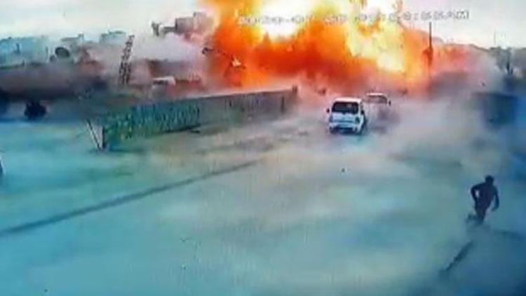 Azezde bombalı terör saldırısı: 5 sivil hayatını kaybetti