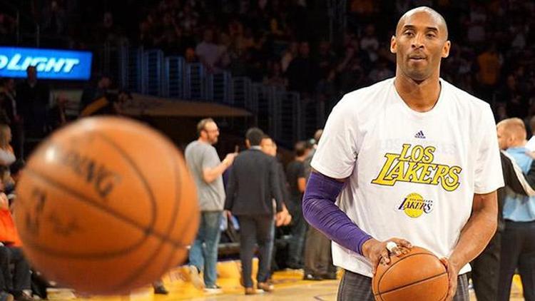 Kobe Bryant kimdir ve kaç yaşındadır NBA eski oyuncusu Kobe Bryantın merak edilen hayatı