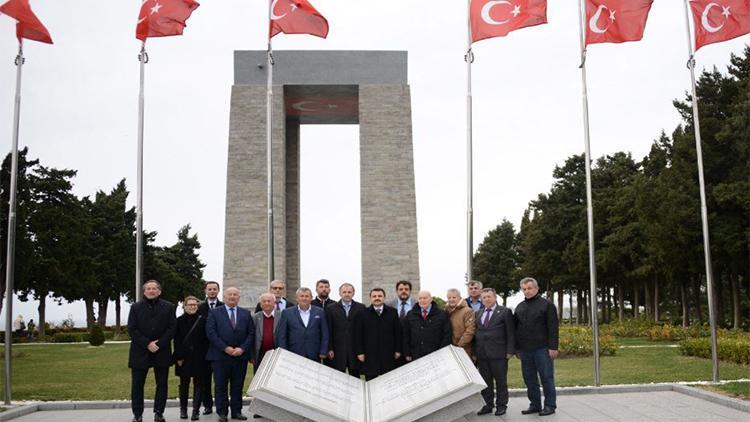 Bosna Hersek Büyükelçisi Sadoviç, Tarihi Alanı gezdi, şehitlikleri ziyaret etti