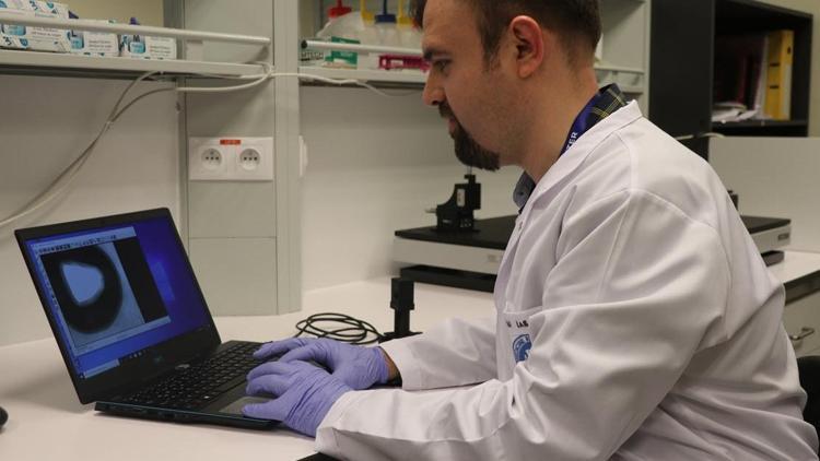 Türk bilim insanları H1N1 virüsünü 5 dakikada tespit eden taşınabilir cihaz geliştirdi