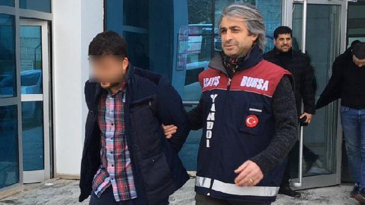 Polise yakalanmamak için hastane koridorunda saklandı