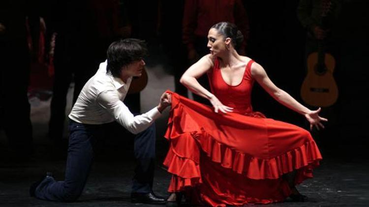 Antonio Gades Topluluğu, İstanbulda Carmeni sahneleyecek