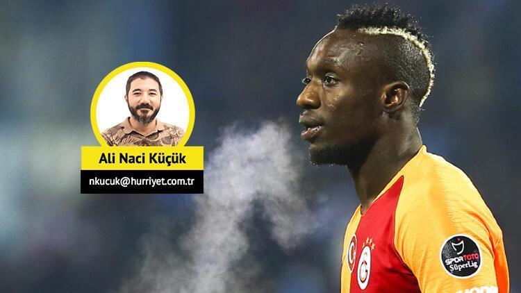 Galatasaraylı Mbaye Diagneye 6 ay kafa izni | Transfer Haberleri