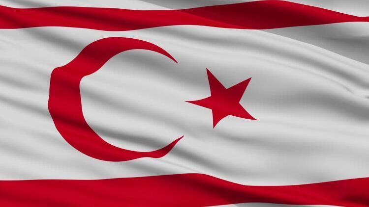 KKTC’den Türkiye bayrağına saldırıya tepki: Irkçı bir zihniyet