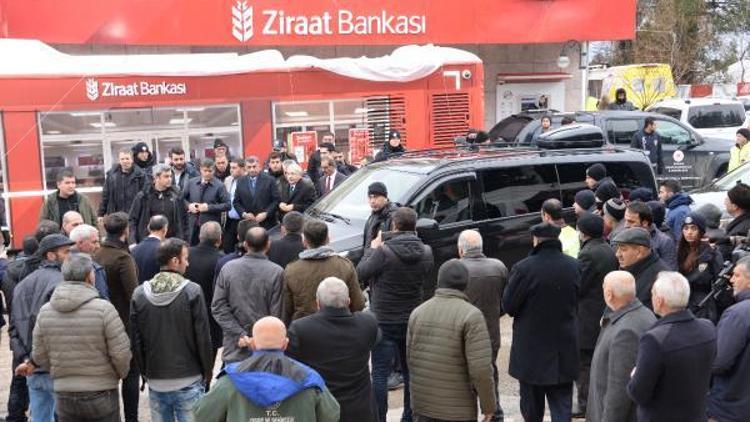 Kılıçdaroğlu, açıklama yaptığı sırada deprem oldu