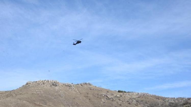 Soylu ve Kurum, deprem bölgesini helikopterden inceledi