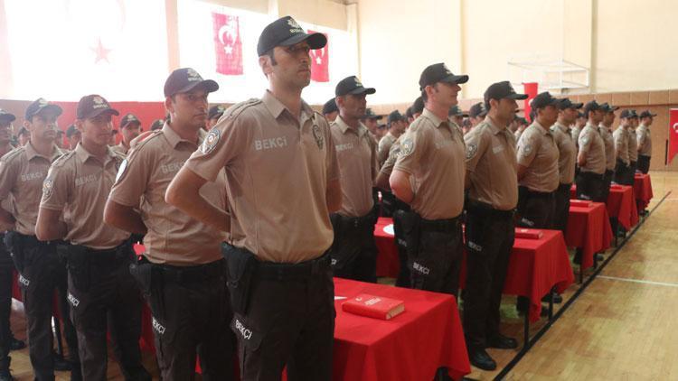 Polis gibi değil polise yardımcı