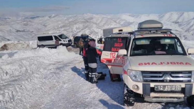 Çığ altında kalan güvenlik korucusunun cansız bedenine ulaşıldı