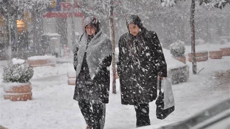 Orta Karadeniz için fırtına, kuvvetli sağanak ve kar uyarısı