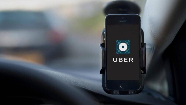 Uber, Meksikada virüslü yolcu taşıyan iki şöförü ve 240 yolcuyu engelledi