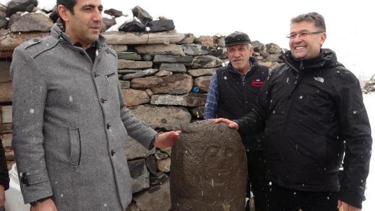 Erzurumda Kıpçakların mezar taşı taşbaba bulundu