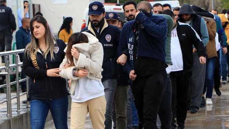 Lüks villada yaşayan yasa dışı bahis çetesine operasyon: 19 gözaltı