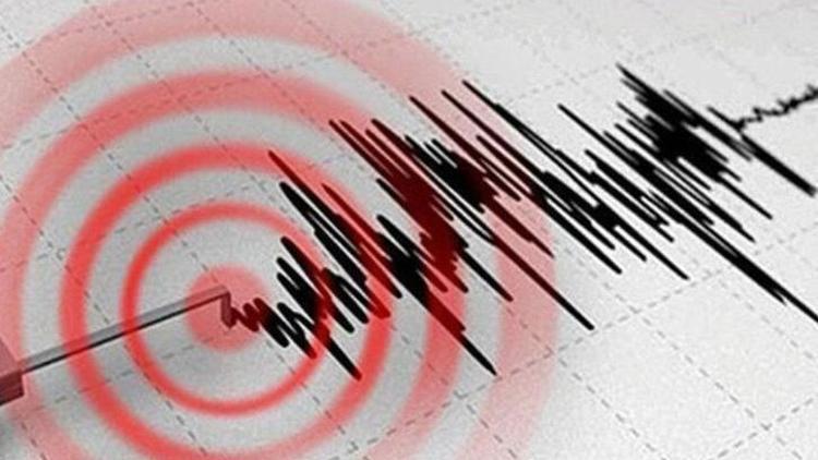 Papua Yeni Ginede 6,2 büyüklüğünde deprem