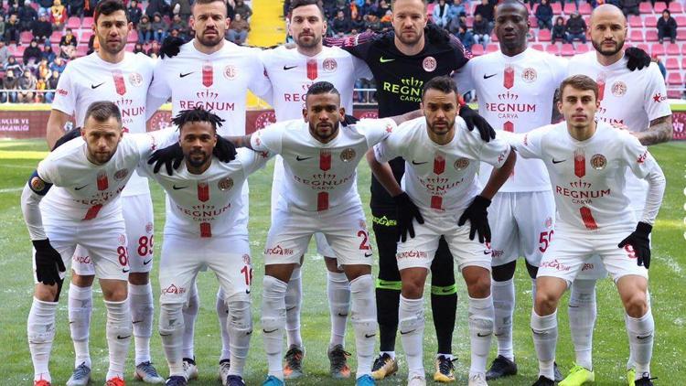 Antalyaspor, evindeki galibiyet hasretine son vermek istiyor