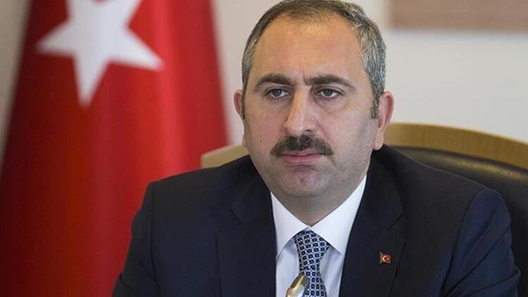 Son dakika haberler Adalet Bakanı Gül: Cumhurbaşkanımız FETÖ mücadelesinin en kararlı sesidir