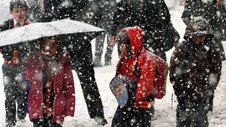Ankarada okullar bugün tatil oldu mu Ankara Valiliği kar tatili açıklaması yaptı mı 2020