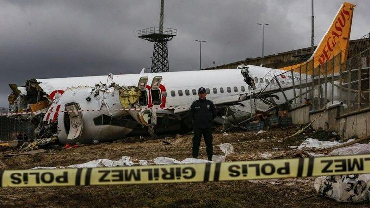 Uçak kazası soruşturmasında kabin memurlarının ifadesi alındı... Şikayetçi olmadılar