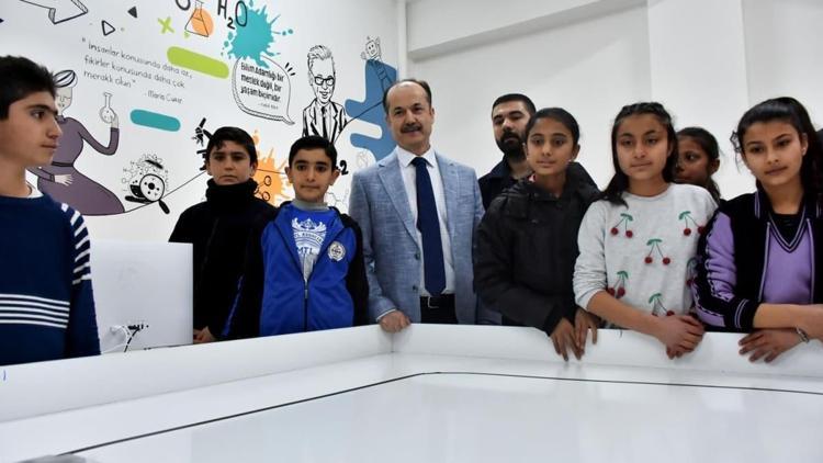 Yunus Emre Enstitüsü Diyarbakırda iki bilim sınıfı açtı