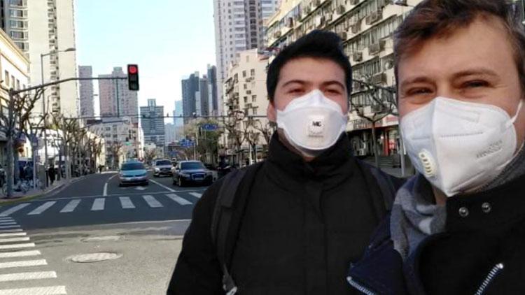 25 milyonluk Şangayda sokaklar boş Türk öğrenci anlattı: Alışveriş için gidilen dükkanlarda bile ateş ölçülüyor