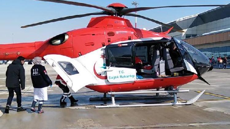 Felç geçiren hasta, ambulans helikopterle hastaneye kaldırıldı