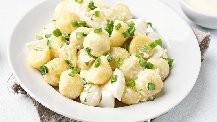 Yumurtalı patates salatası tarifi