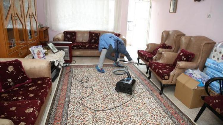 Akdeniz’de ‘evde bakım ve temizlik hizmeti sürüyor