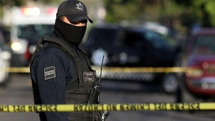 Meksikada toplu mezarda 24 ceset bulundu