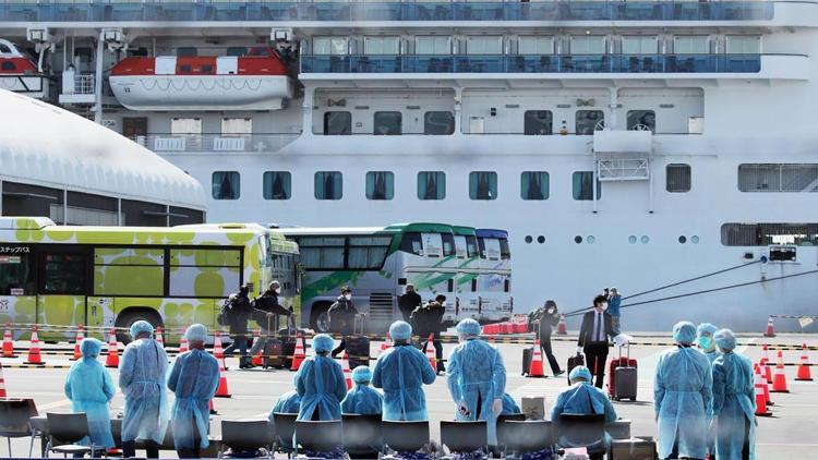 Rusya, Japonyadaki gemiden 8 vatandaşını tahliye etti