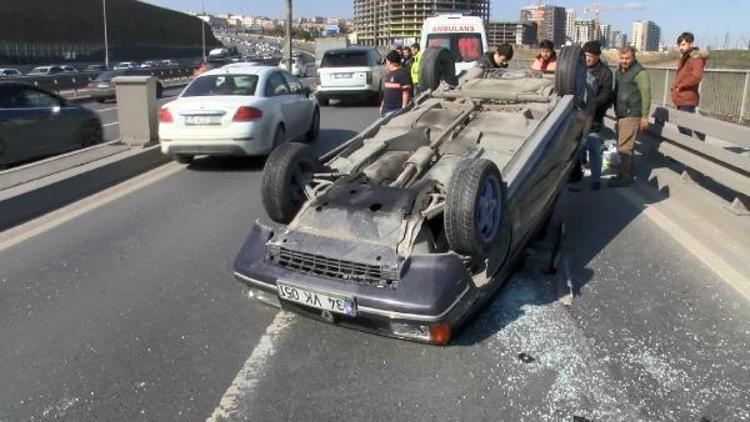 Sefaköyde kaza yapan otomobil takla attı