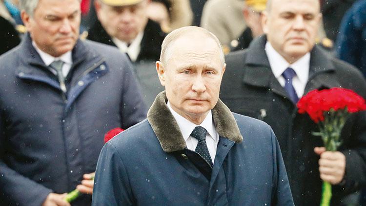 Kremlin: Putin dörtlü zirveye sıcak bakıyor