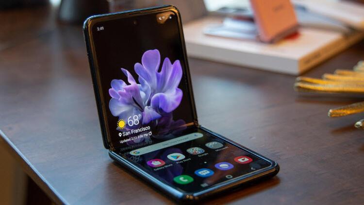 Samsung Galaxy Flip Z tasarımına sahip bir telefon nasıl ortaya çıktı