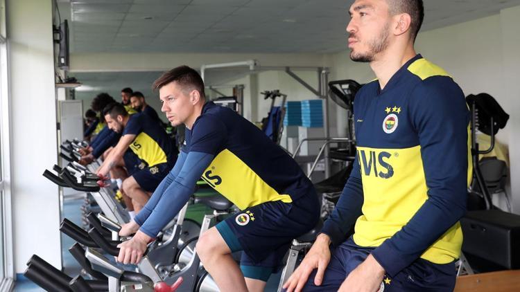 Fenerbahçede ara vermeden Antalyaspor hazırlıklarına başladı