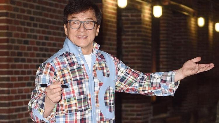 Jackie Chan, corona virüs yüzünden karantinaya mı alındı Açıklama geldi