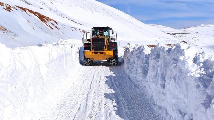 Erzincanda 27 köy yolu ulaşıma kapandı